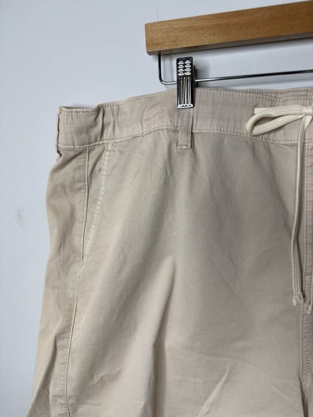 NWT Torrid Weekend Shorts Size 3 Beige Mid Rise Drawstring Plus Size - Picture 9 of 10